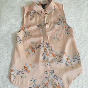 Floral sleeveless blouse